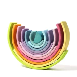 Arc-en-ciel en bois pastel