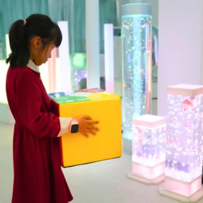 Cube télécommande interactif