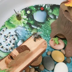 Décor sous-bois pour bac d'exploration rond