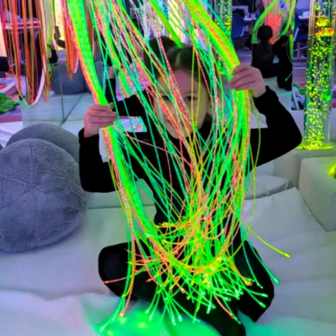 150 fils de fibres optiques colorés - 1,5 m