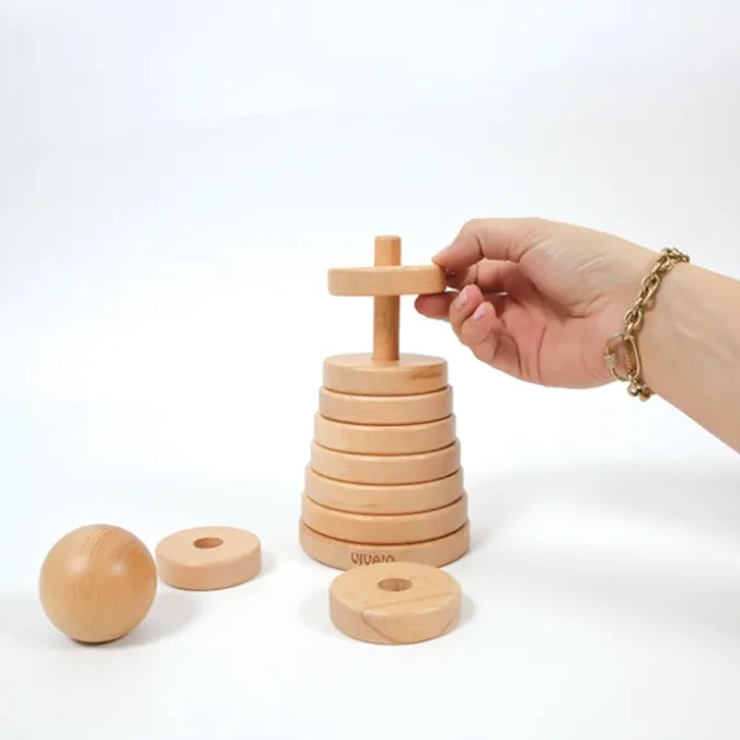 Jeu d'encastrement en bois - 3 formes