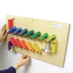 Jeu mural dominos avec cloches