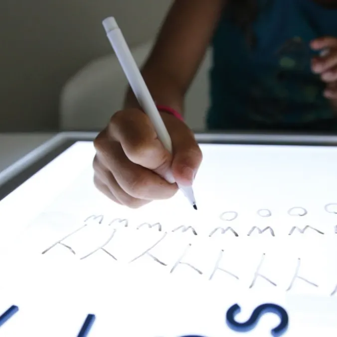 La table lumineuse Tickit