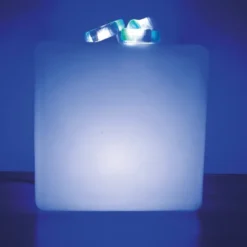 Le cube lumineux