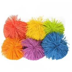Lot de 6 balles pompons