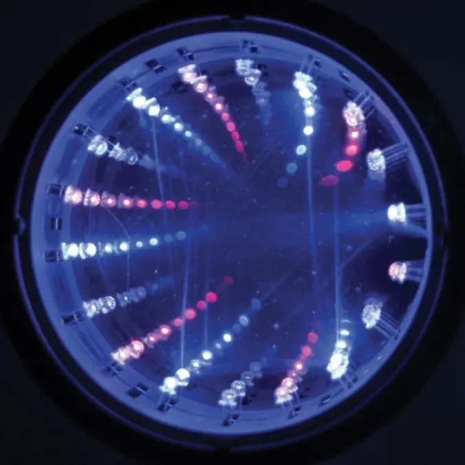 Miroir lumineux infini