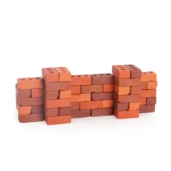 Petites briques de construction naturelles