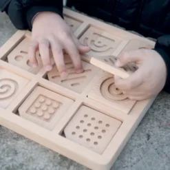 Puzzle sensoriel de mémoire