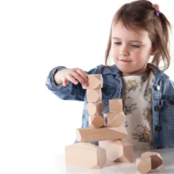 Rochers de construction en bois