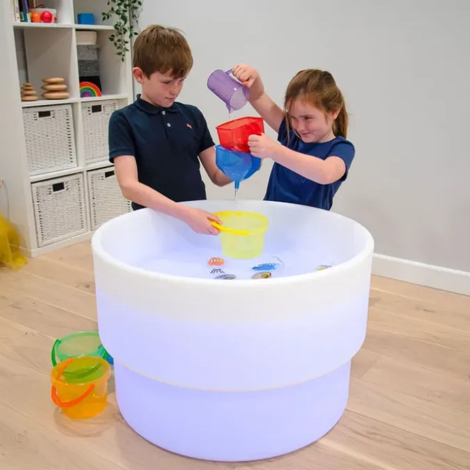 Table à eau sensorielle