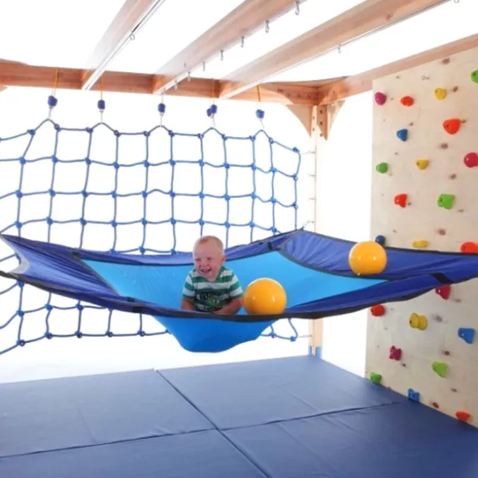 Trampoline élastique grand format